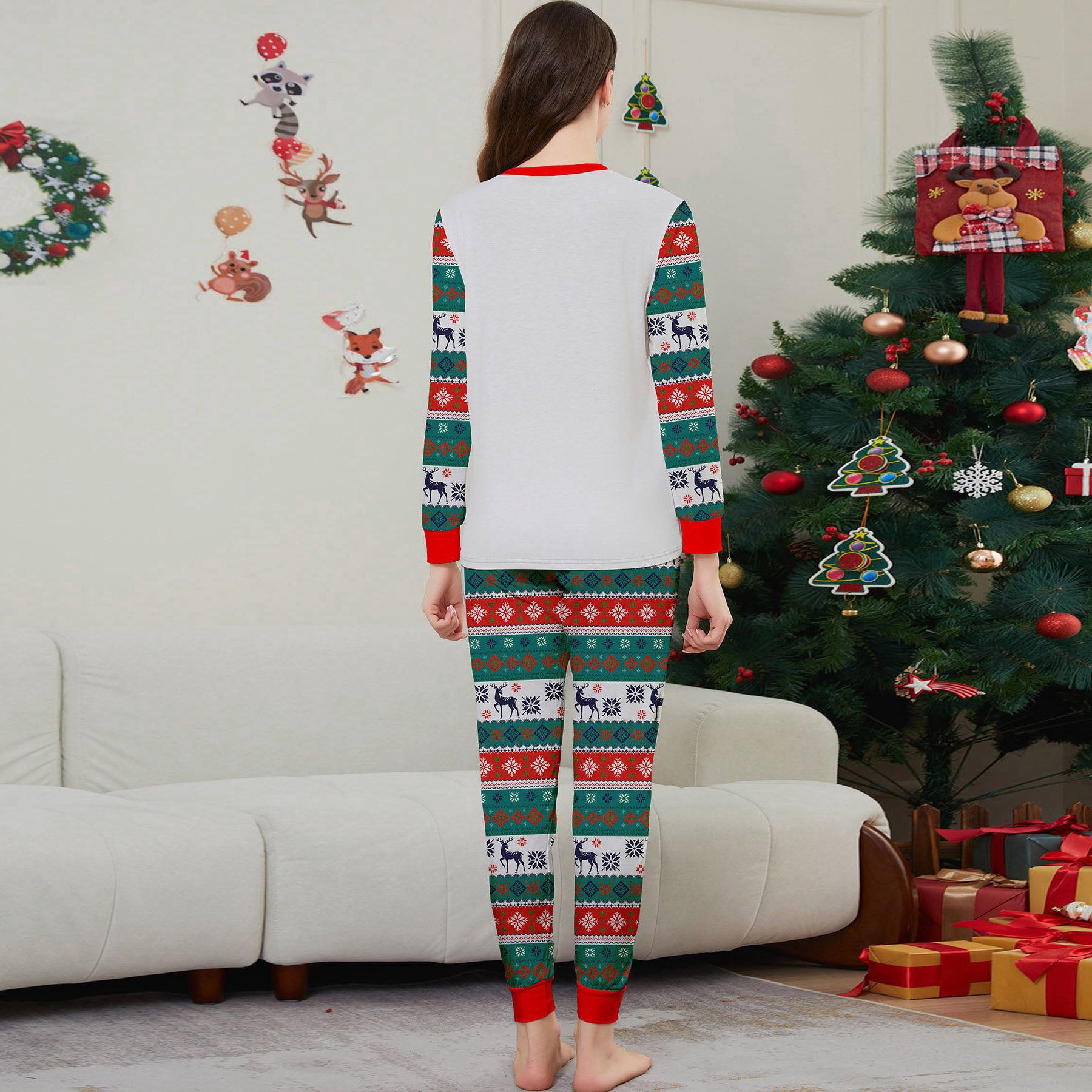 Christmas Deer print Contrasting colors Family Matching Pajamas Sets
