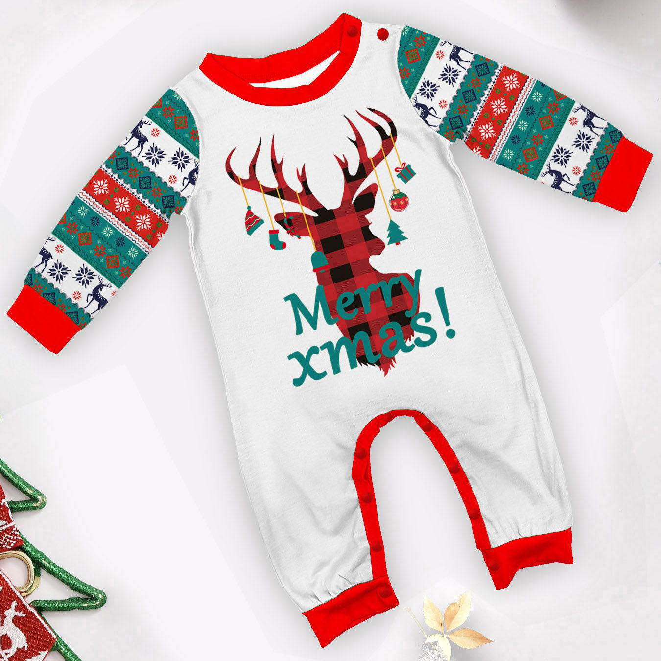 Christmas Deer print Contrasting colors Family Matching Pajamas Sets